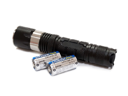 La torcia elettrica magneticamente controllata IPX7 del pompiere LED impermeabilizza il grado