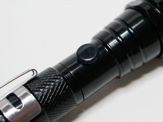 La torcia elettrica telescopica 120cd IPX4 della penna di 2 magneti LED impermeabilizza prende gli strumenti
