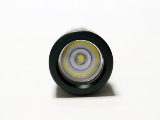I militari della torcia elettrica XPG R5 l'ha III da 80 lumi il LED Keychain classificano il commutatore di pulsante
