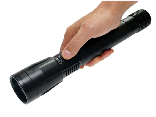 Alto materiale luminoso della lega di alluminio della torcia elettrica A6063 di applicazione di legge del Cree