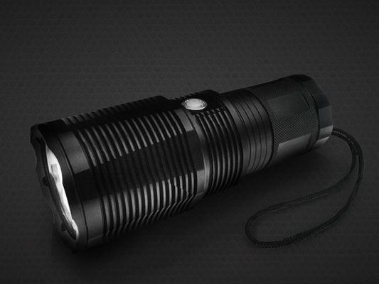 La torcia elettrica ricaricabile 3000lm di sicurezza del dissipatore di calore LED impermeabilizza il potere 30W