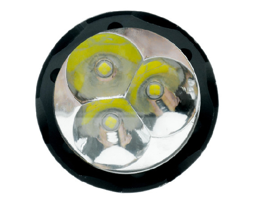 La torcia elettrica ricaricabile 3000lm di sicurezza del dissipatore di calore LED impermeabilizza il potere 30W