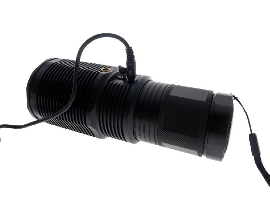 Materiale ricaricabile della lega di alluminio della lampadina della torcia elettrica XHP 50 dello ione LED di Li del dissipatore di calore