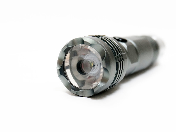 Tipo ricaricabile commutatore dell'argento/rosso Starlite EDC LED della torcia elettrica di pulsante