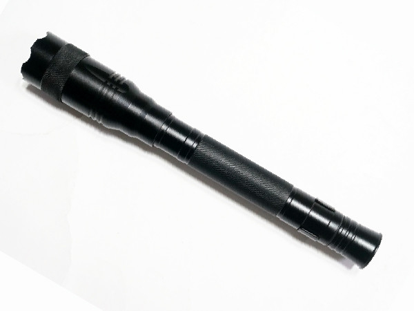 Colore proiettivo del nero di resistenza all'acqua della torcia elettrica IPX4 della penna del CREE LED